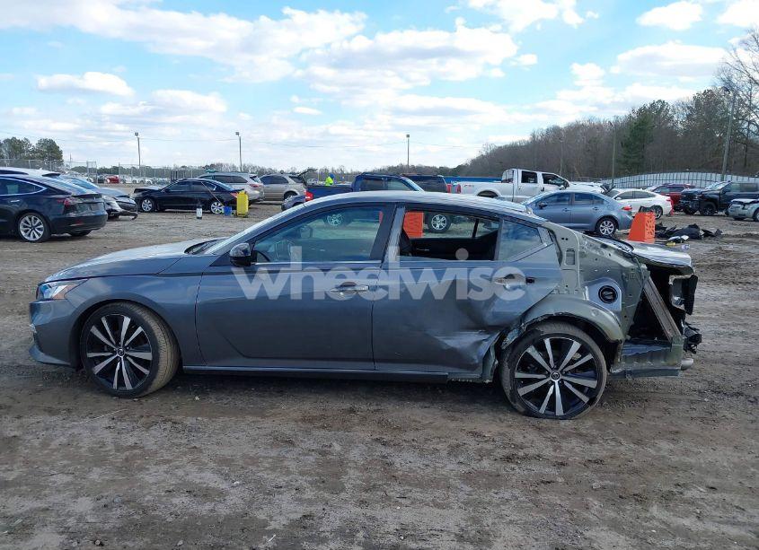 Photo 15 of 2020 Nissan Altima SR FWD (VIN 1N4BL4CV0LC155655)
