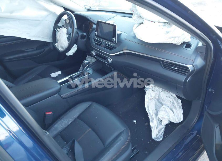 Photo 5 of 2020 Nissan Altima SR FWD (VIN 1N4BL4CV0LC214977)