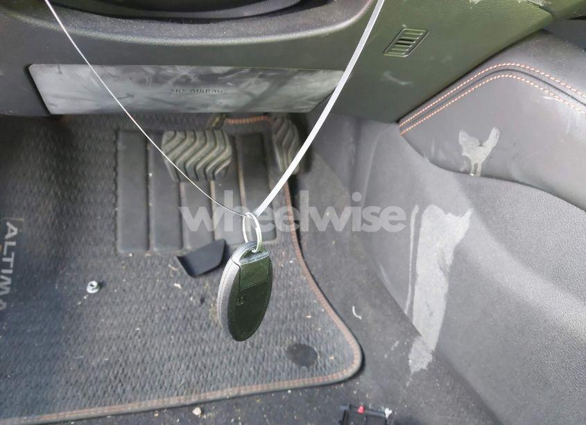 Photo 11 of 2020 Nissan Altima SR FWD (VIN 1N4BL4CV0LC252810)