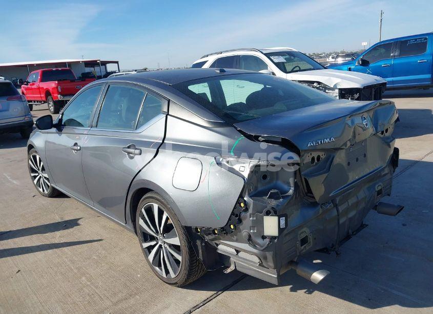 Photo 3 of 2021 Nissan Altima SR FWD (VIN 1N4BL4CV0MN305009)