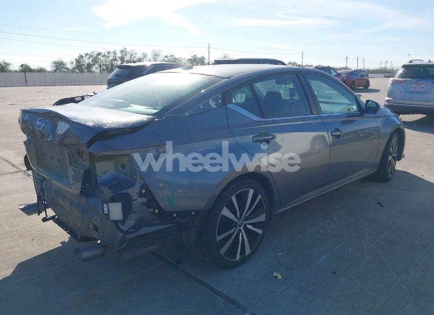 Photo 4 of 2021 Nissan Altima SR FWD (VIN 1N4BL4CV0MN305009)