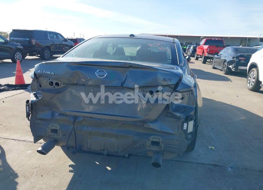 Photo 6 of 2021 Nissan Altima SR FWD (VIN 1N4BL4CV0MN305009)