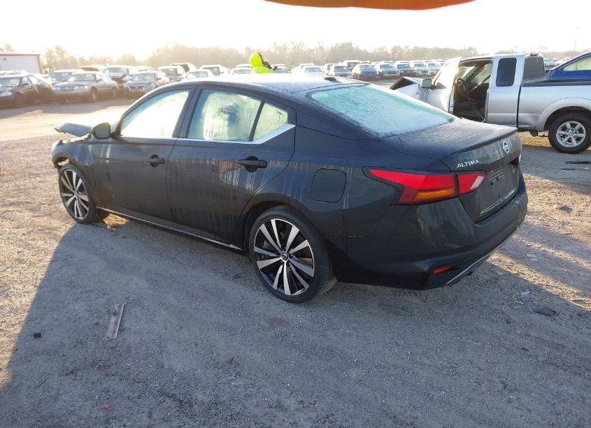 Photo 3 of 2021 Nissan Altima SR FWD (VIN 1N4BL4CV0MN308122)