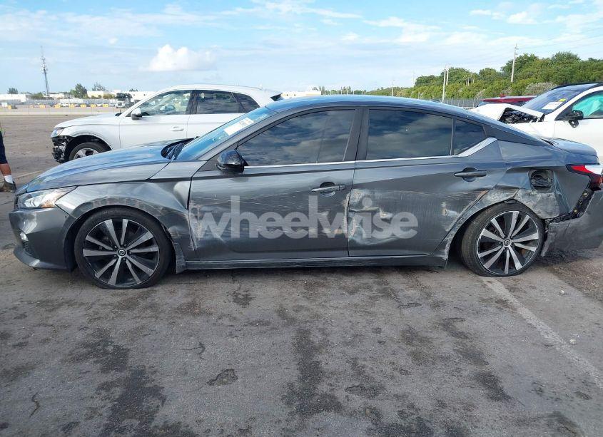 Photo 6 of 2021 Nissan Altima SR FWD (VIN 1N4BL4CV0MN331822)