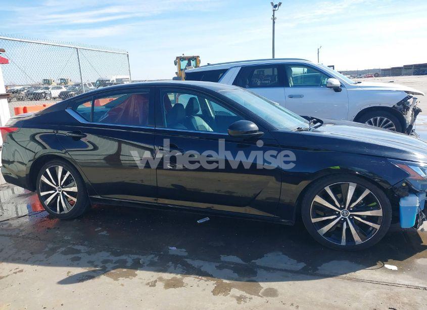 Photo 14 of 2021 Nissan Altima SR FWD (VIN 1N4BL4CV0MN416370)