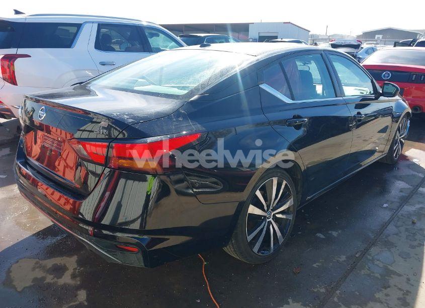 Photo 4 of 2021 Nissan Altima SR FWD (VIN 1N4BL4CV0MN416370)
