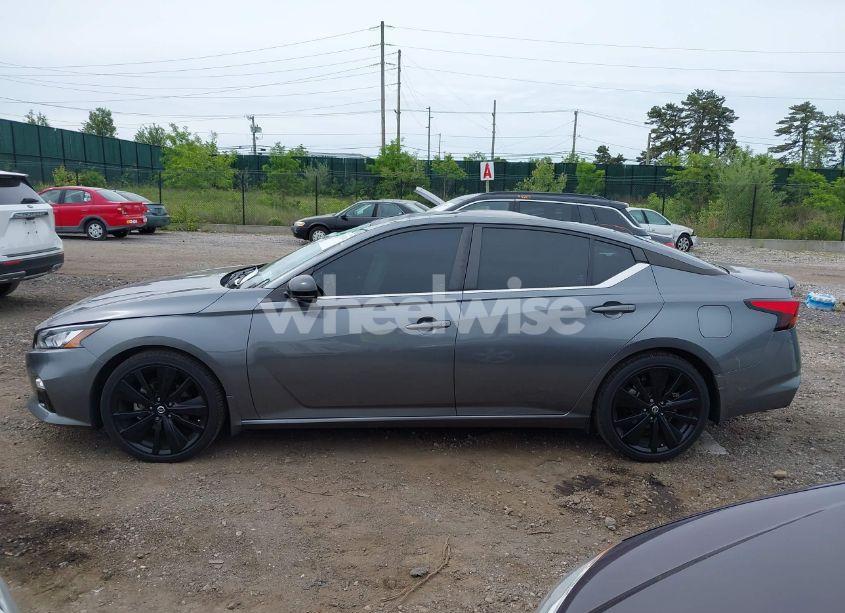 Photo 14 of 2022 Nissan Altima SR FWD (VIN 1N4BL4CV0NN301026)