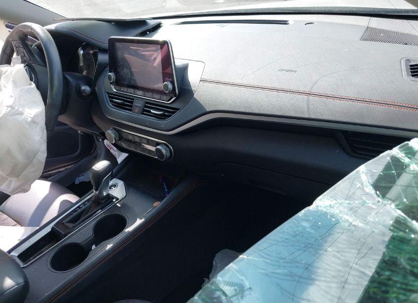 Photo 5 of 2022 Nissan Altima SR FWD (VIN 1N4BL4CV0NN320210)