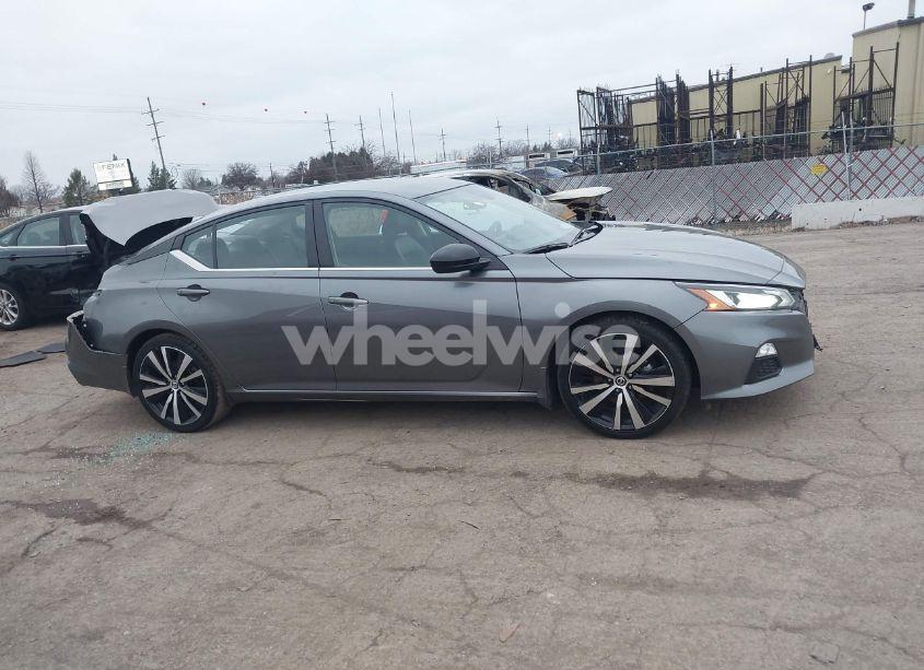 Photo 13 of 2022 Nissan Altima SR FWD (VIN 1N4BL4CV0NN322281)