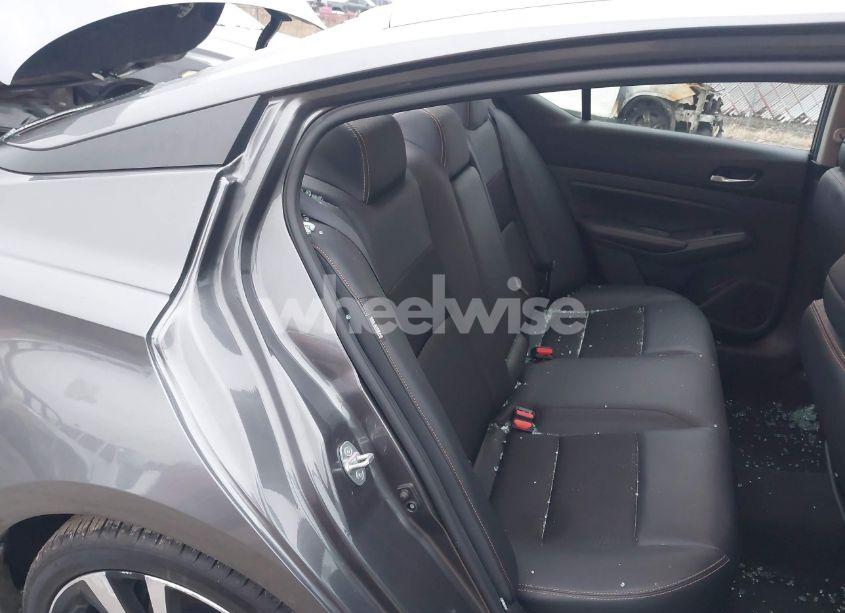 Photo 8 of 2022 Nissan Altima SR FWD (VIN 1N4BL4CV0NN322281)