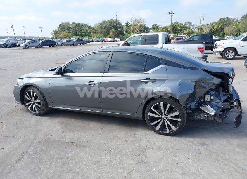 Photo 14 of 2022 Nissan Altima SR FWD (VIN 1N4BL4CV0NN347729)