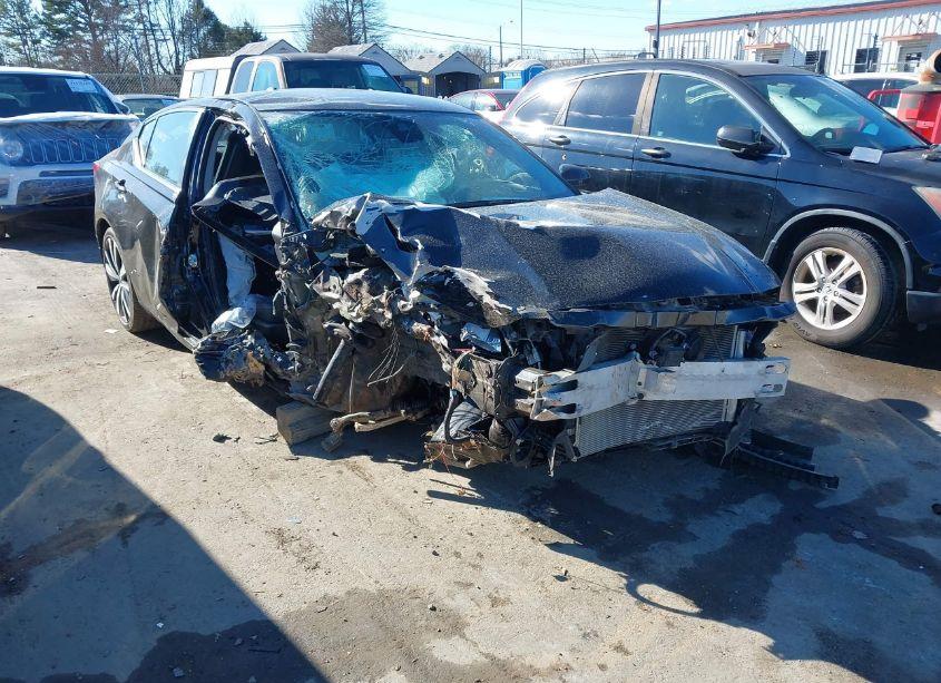 2022 Nissan Altima SR FWD (VIN 1N4BL4CV0NN362361) main photo