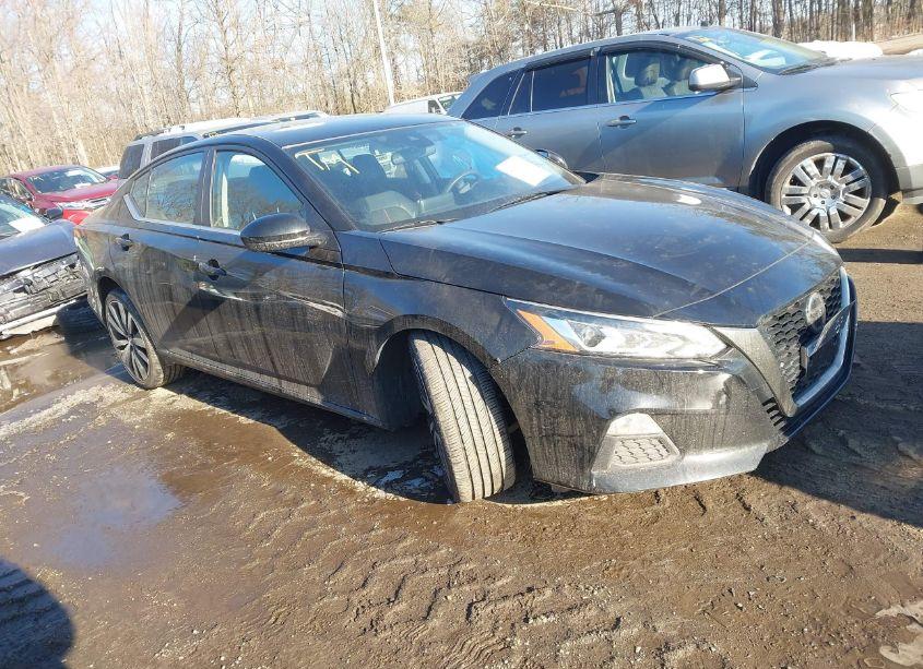 2022 Nissan Altima SR FWD (VIN 1N4BL4CV0NN400123) main photo