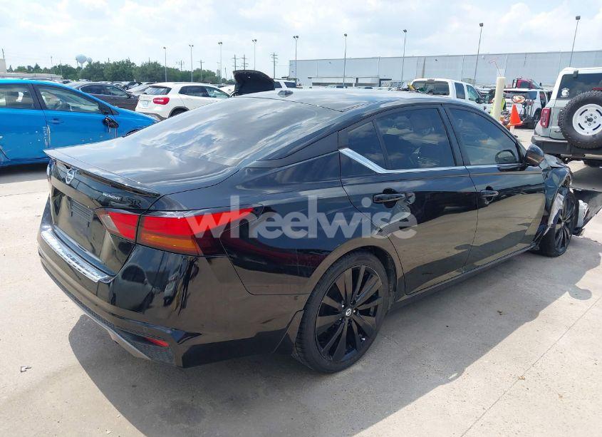 Photo 4 of 2022 Nissan Altima SR FWD (VIN 1N4BL4CV0NN400803)