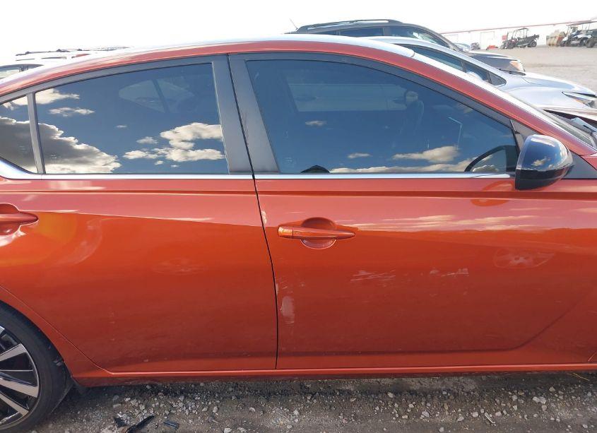 Photo 14 of 2022 Nissan Altima SR FWD (VIN 1N4BL4CV0NN419111)