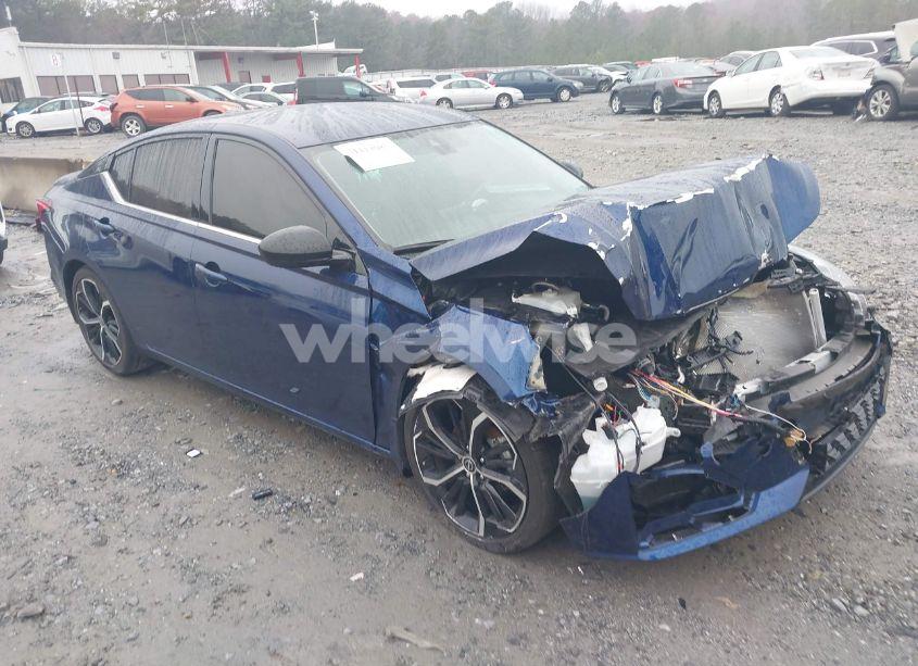 2023 Nissan Altima SR FWD (VIN 1N4BL4CV0PN316788) main photo