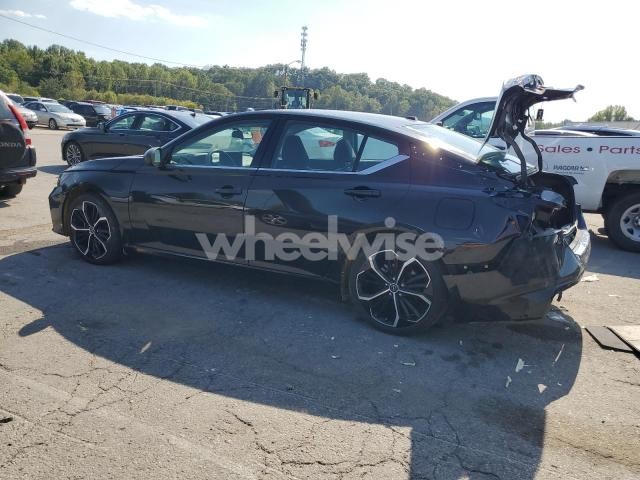 Photo 2 of 2023 NISSAN ALTIMA SR (VIN 1N4BL4CV0PN324213)