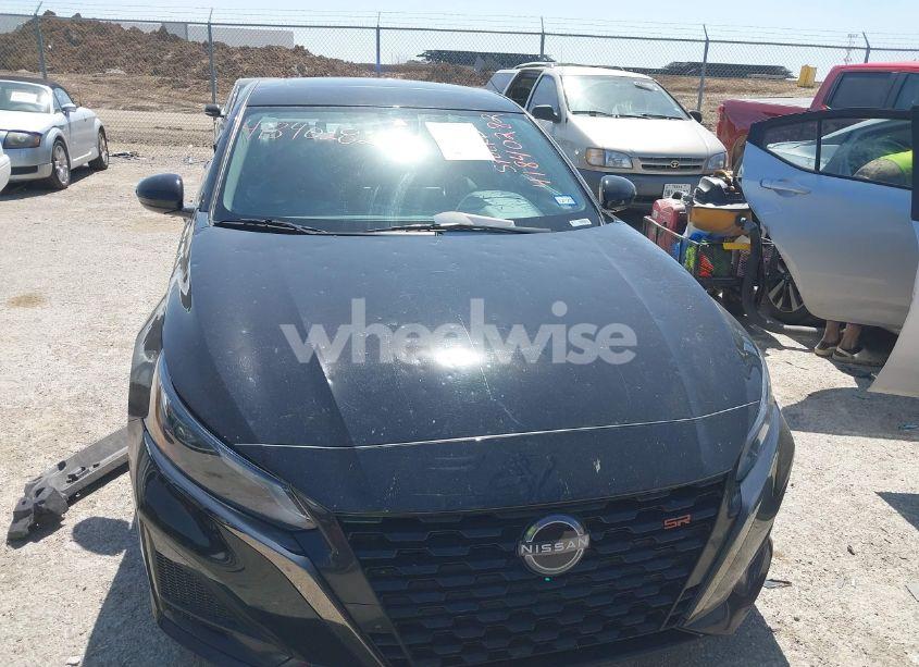 Photo 12 of 2023 Nissan Altima SR FWD (VIN 1N4BL4CV0PN364372)