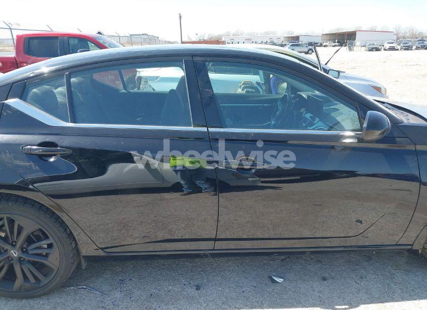 Photo 13 of 2023 Nissan Altima SR FWD (VIN 1N4BL4CV0PN364372)