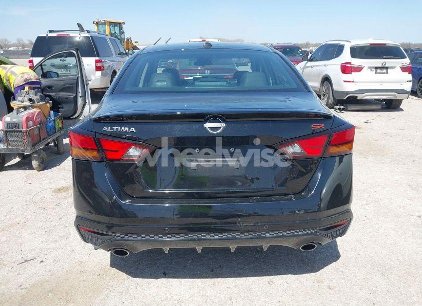 Photo 16 of 2023 Nissan Altima SR FWD (VIN 1N4BL4CV0PN364372)