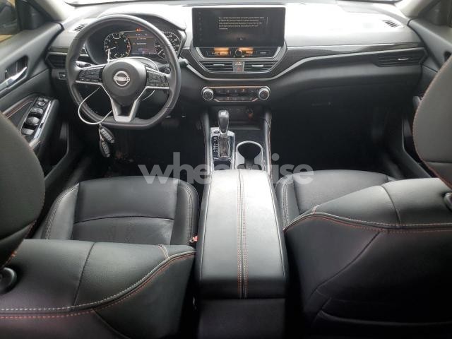 Photo 2 of 2023 NISSAN ALTIMA SR (VIN 1N4BL4CV0PN398232)