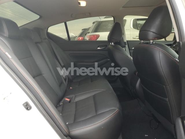 Photo 3 of 2023 NISSAN ALTIMA SR (VIN 1N4BL4CV0PN398232)