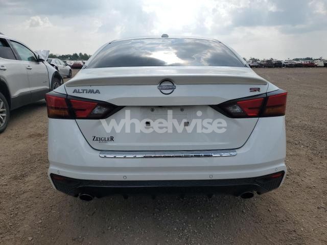 Photo 5 of 2023 NISSAN ALTIMA SR (VIN 1N4BL4CV0PN398232)