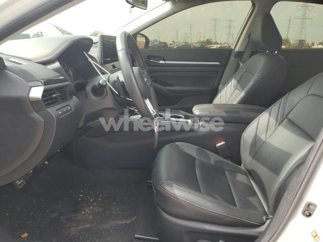 Photo 9 of 2023 NISSAN ALTIMA SR (VIN 1N4BL4CV0PN398232)
