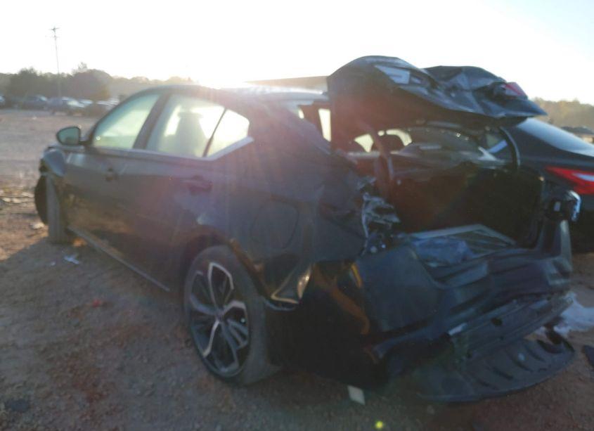 Photo 3 of 2023 Nissan Altima SR FWD (VIN 1N4BL4CV0PN400996)