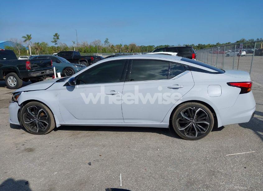 Photo 15 of 2024 Nissan Altima SR FWD (VIN 1N4BL4CV0RN313537)