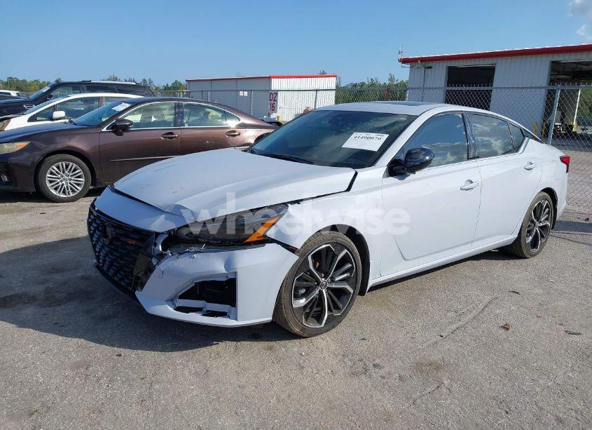 Photo 6 of 2024 Nissan Altima SR FWD (VIN 1N4BL4CV0RN313537)