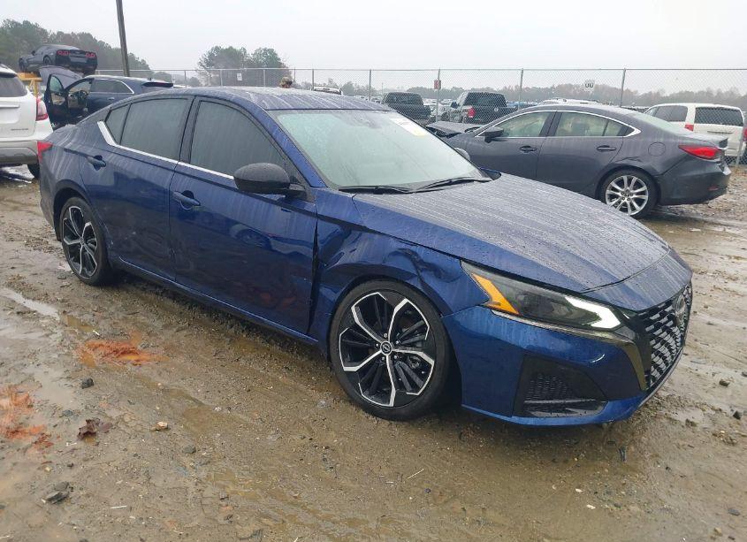 2024 Nissan Altima SR FWD (VIN 1N4BL4CV0RN348708) main photo