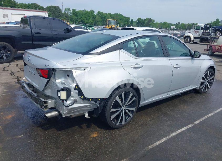 Photo 4 of 2019 Nissan Altima 2.5 SR (VIN 1N4BL4CV1KC182958)