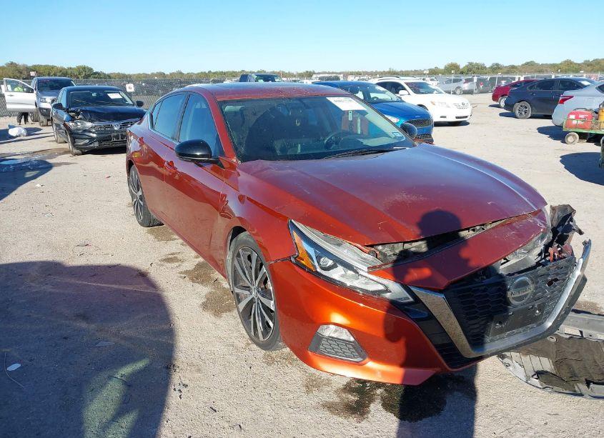 2019 Nissan Altima 2.5 SR (VIN 1N4BL4CV1KC187822) main photo