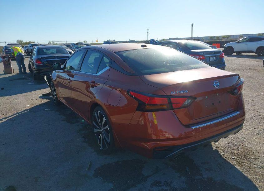 Photo 3 of 2019 Nissan Altima 2.5 SR (VIN 1N4BL4CV1KC187822)