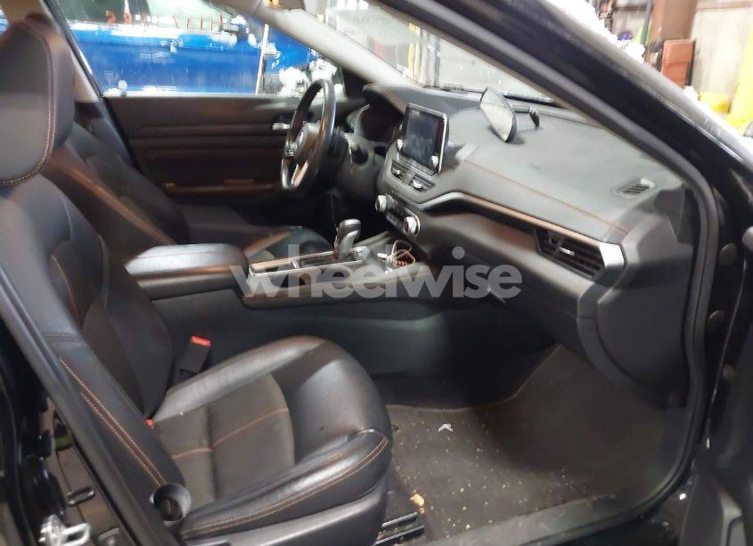 Photo 5 of 2019 Nissan Altima 2.5 SR (VIN 1N4BL4CV1KN308496)