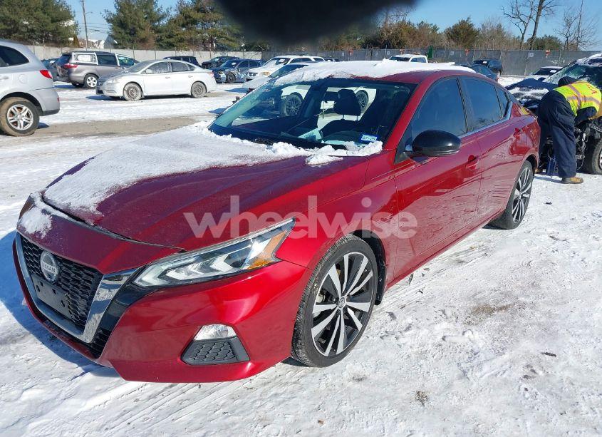 Photo 2 of 2019 Nissan Altima 2.5 SR (VIN 1N4BL4CV1KN312757)