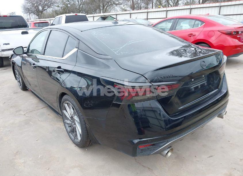 Photo 3 of 2020 Nissan Altima SR FWD (VIN 1N4BL4CV1LC121241)