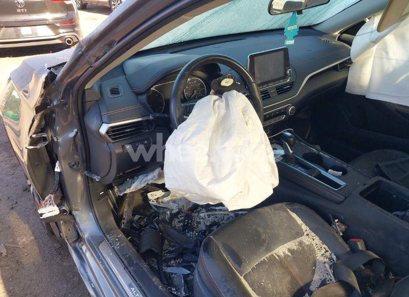 Photo 5 of 2020 Nissan Altima SR FWD (VIN 1N4BL4CV1LC140761)