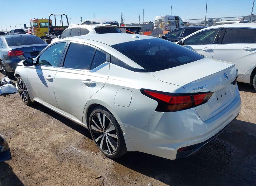 Photo 3 of 2020 Nissan Altima SR FWD (VIN 1N4BL4CV1LC159701)