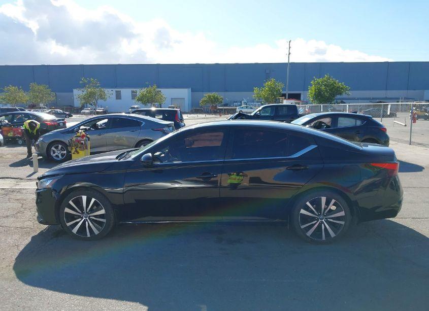 Photo 14 of 2020 Nissan Altima SR FWD (VIN 1N4BL4CV1LC168981)