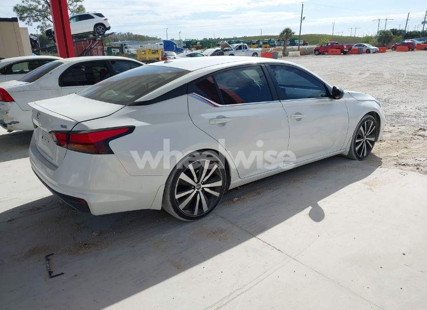 Photo 4 of 2020 Nissan Altima SR FWD (VIN 1N4BL4CV1LC189295)