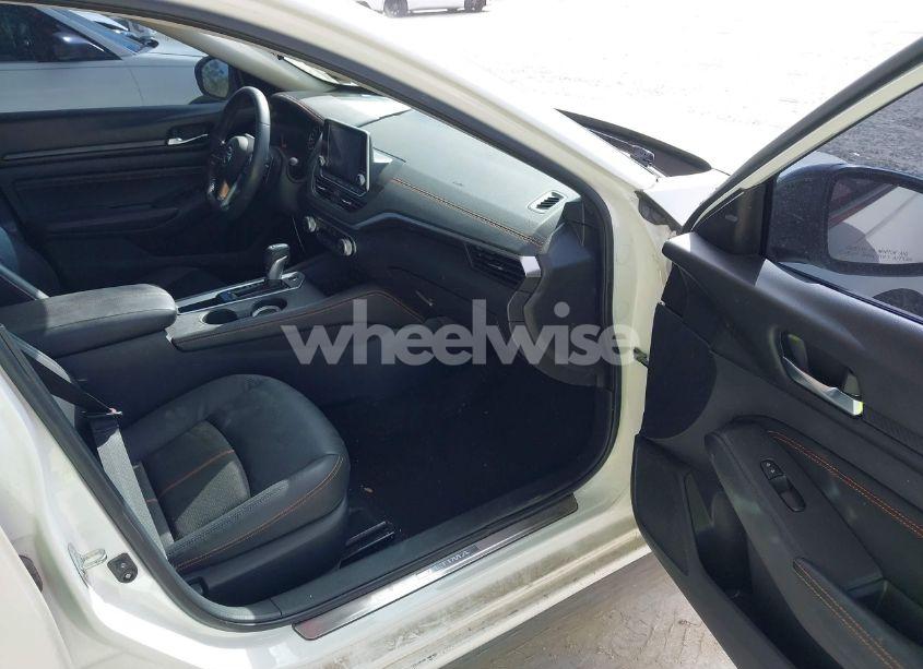 Photo 5 of 2020 Nissan Altima SR FWD (VIN 1N4BL4CV1LC189295)