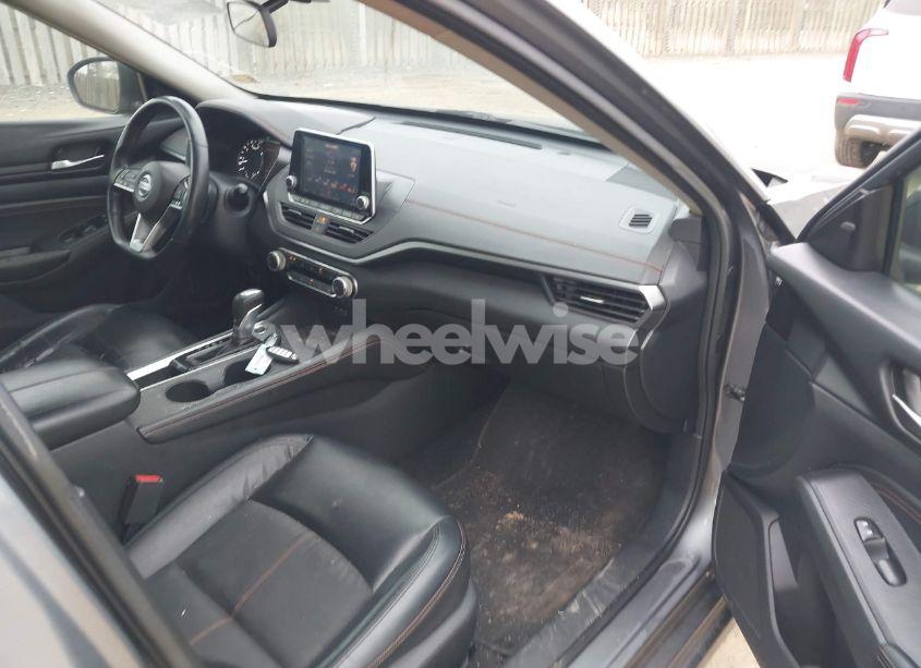 Photo 5 of 2020 Nissan Altima SR FWD (VIN 1N4BL4CV1LC266764)