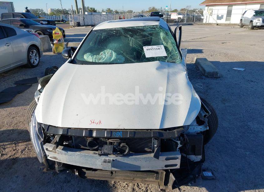 Photo 6 of 2020 Nissan Altima SR FWD (VIN 1N4BL4CV1LC273505)