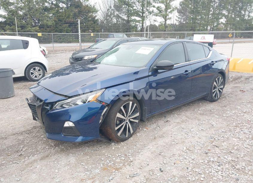 Photo 2 of 2020 Nissan Altima SR FWD (VIN 1N4BL4CV1LC283483)