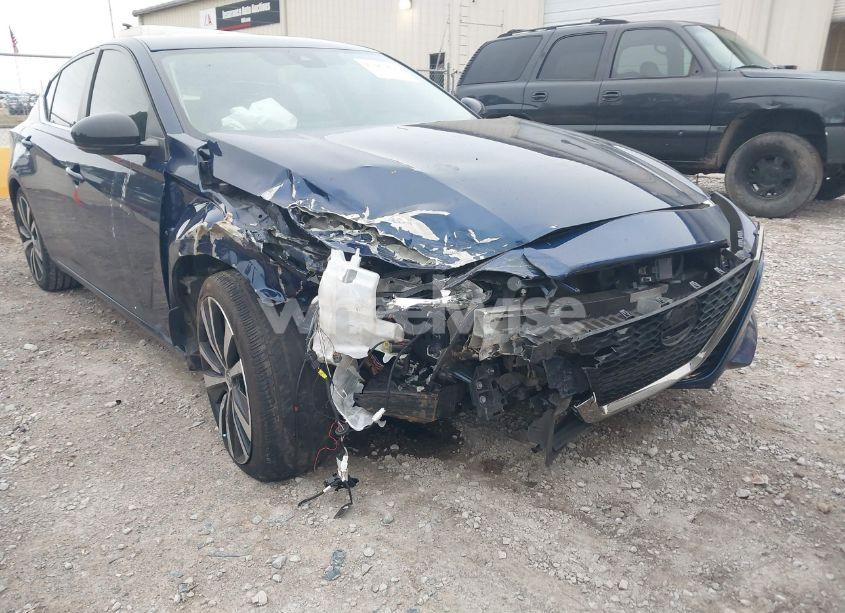 Photo 6 of 2020 Nissan Altima SR FWD (VIN 1N4BL4CV1LC283483)