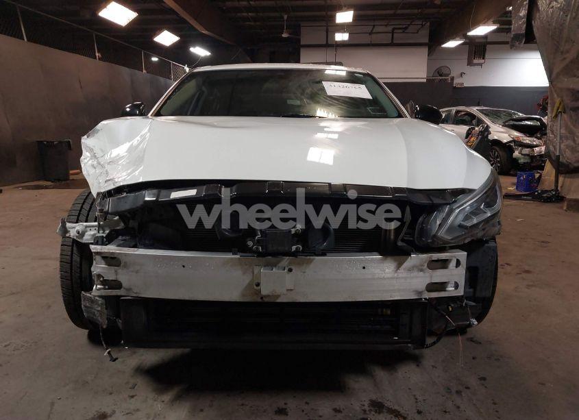 Photo 6 of 2020 Nissan Altima SR FWD (VIN 1N4BL4CV1LN304014)