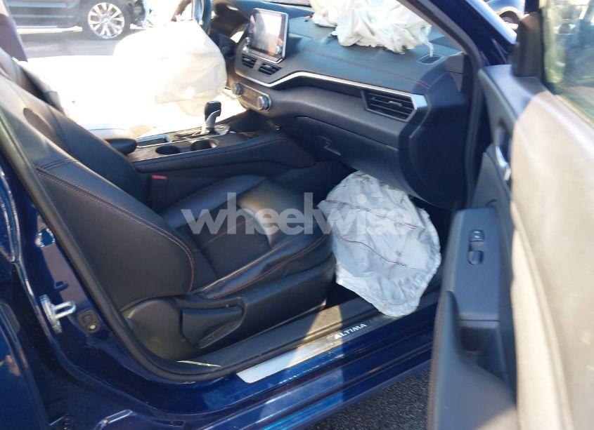 Photo 5 of 2021 Nissan Altima SR FWD (VIN 1N4BL4CV1MN329058)