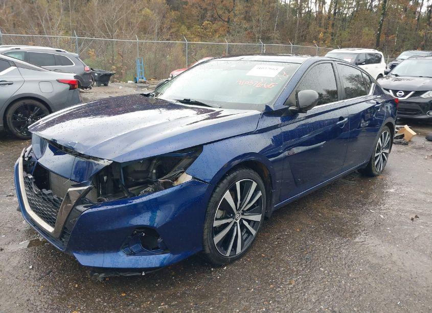 Photo 2 of 2021 Nissan Altima SR FWD (VIN 1N4BL4CV1MN342361)